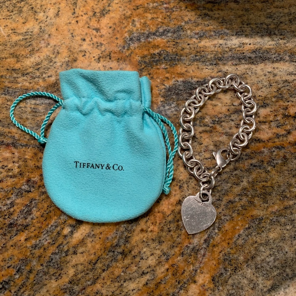 🚫sold🚫Tiffany and Co Heart Bracelet